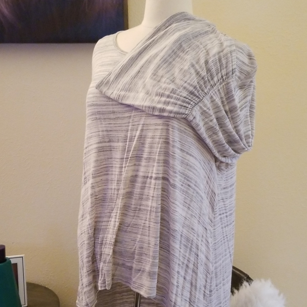 Bell sleeve high low blouse